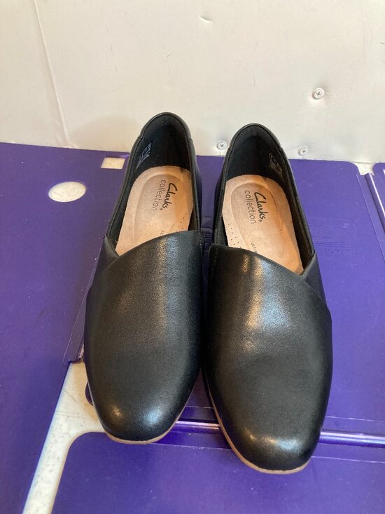 Clarks Shoes - CLARKS COLLECTION LEATHER SLIP ON WOMENS SIZE 7